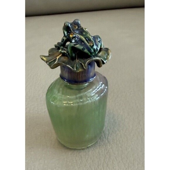 Perfume Bottle Frosted Emerald Glass Jeweled Frog Enameled Lily Pad - Picture 5 of 6